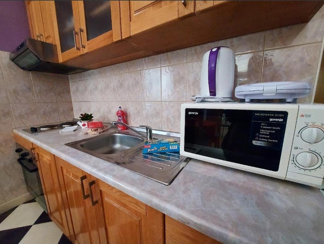 Apartments Ivana Loviste Ngoại thất bức ảnh