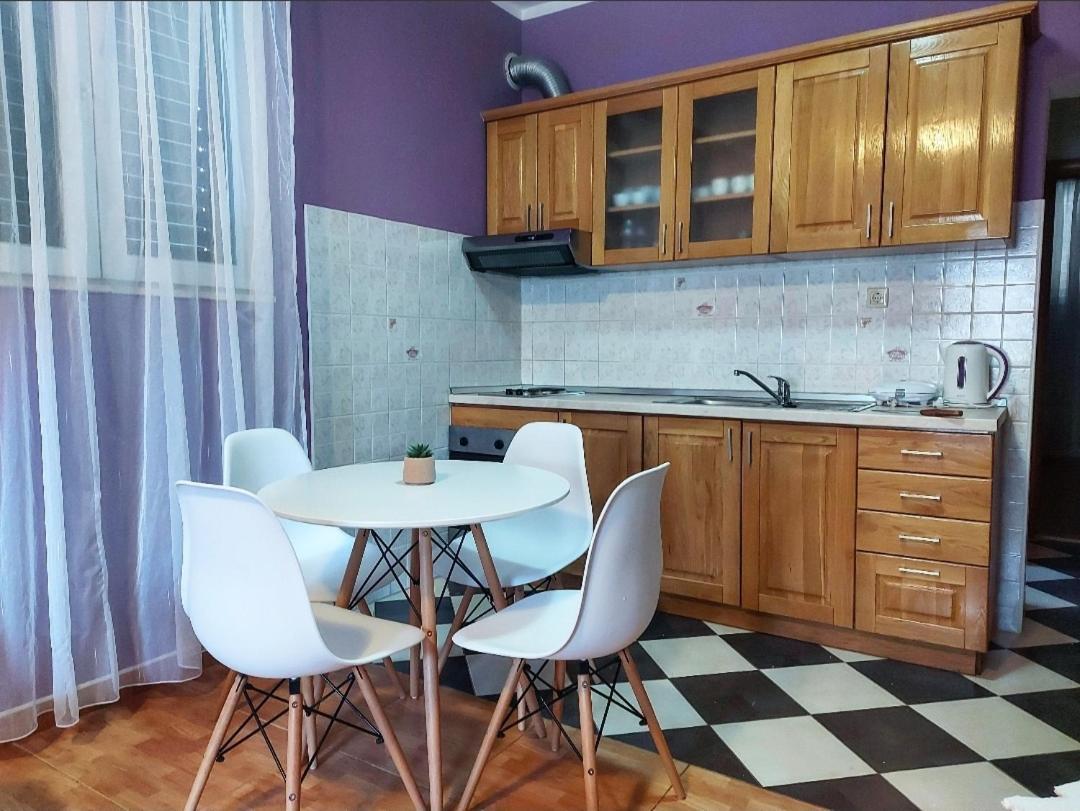 Apartments Ivana Loviste Ngoại thất bức ảnh