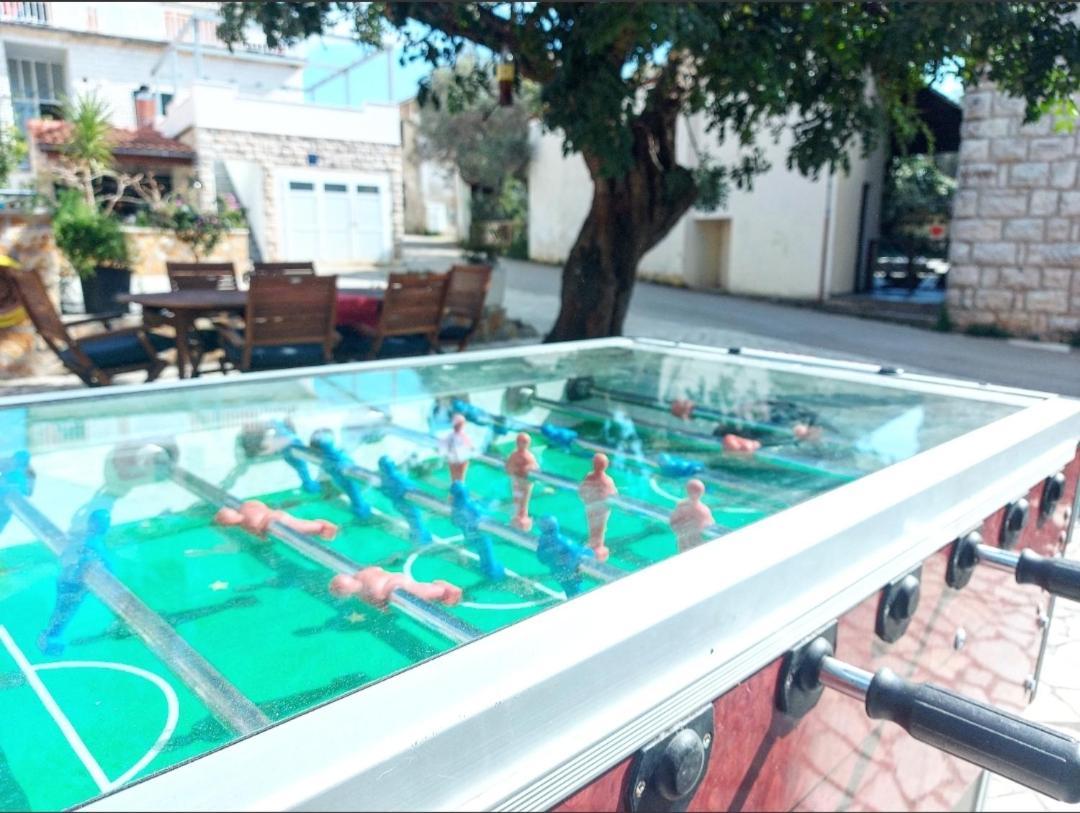 Apartments Ivana Loviste Ngoại thất bức ảnh