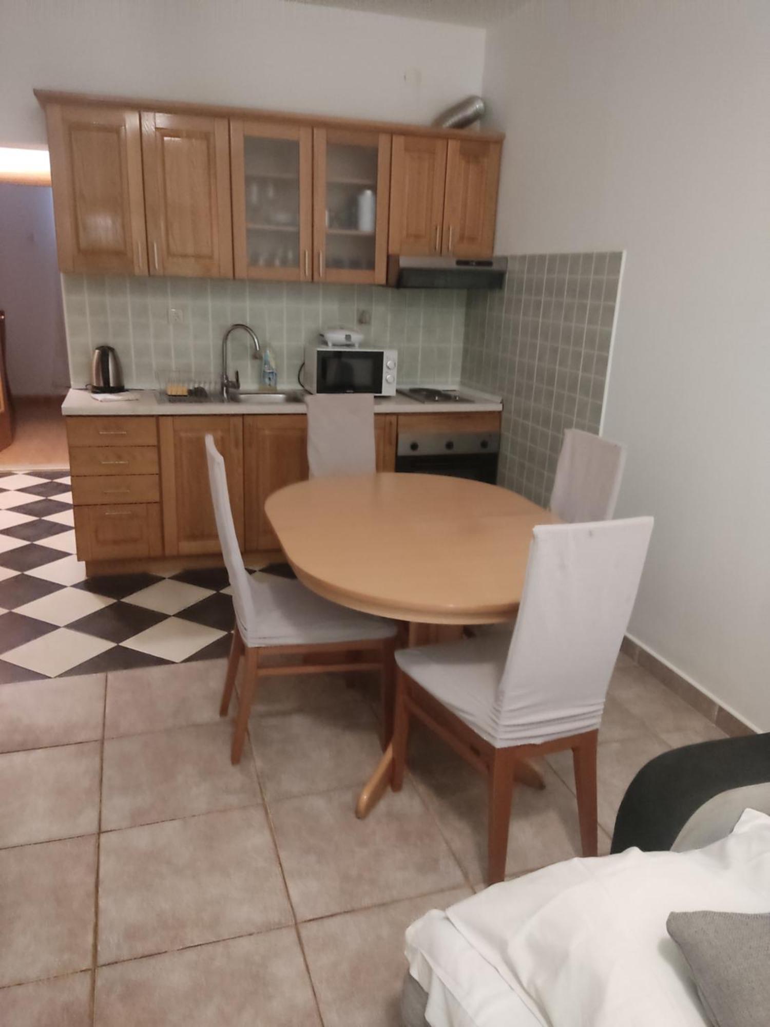Apartments Ivana Loviste Ngoại thất bức ảnh