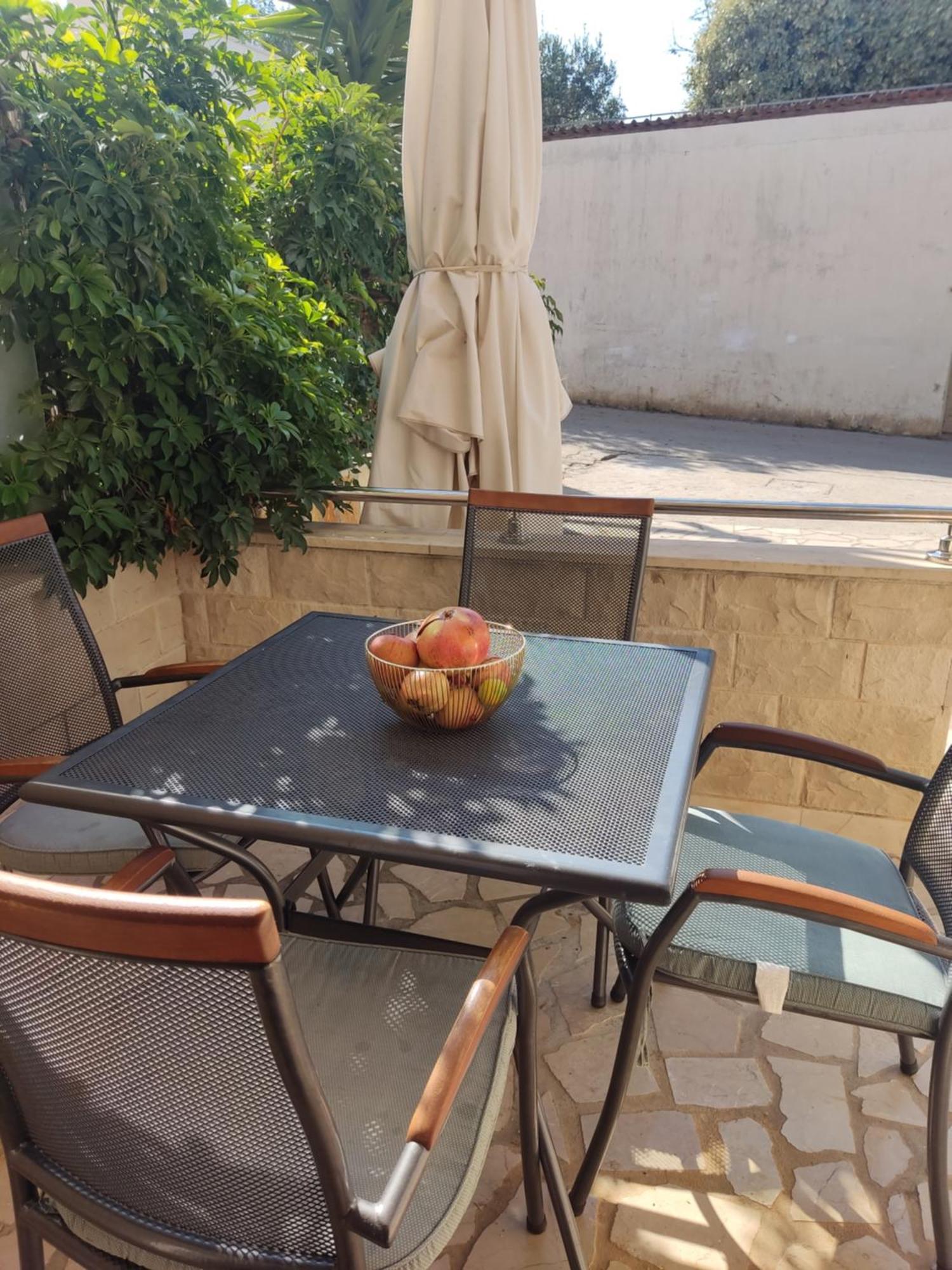 Apartments Ivana Loviste Ngoại thất bức ảnh